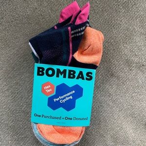 BOMBAS Performance Cycling hex tec socks NWT 3 pairs